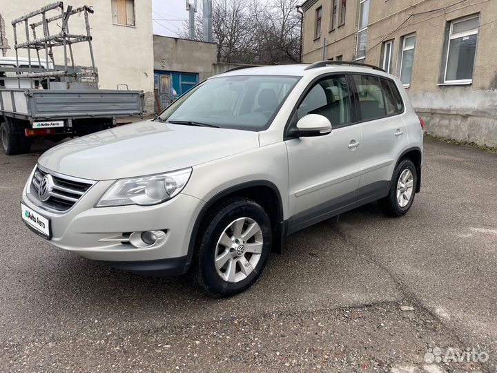 Volkswagen Tiguan 2.0 AT, 2010, 73 000 км