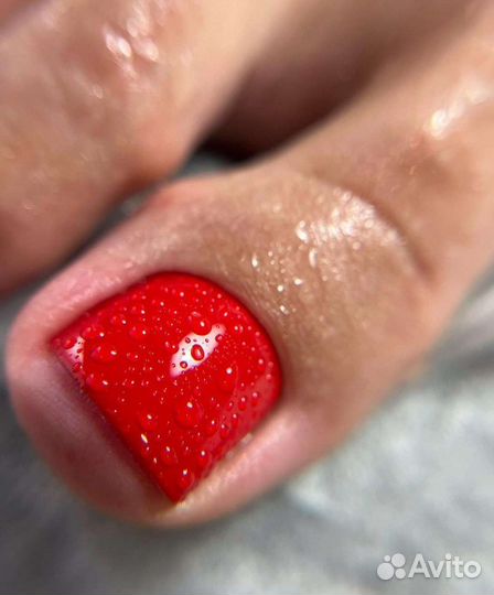 Мастер маникюра и педикюра