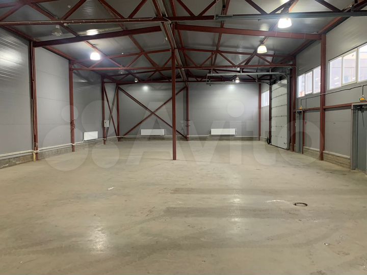 Склад, 293 м²