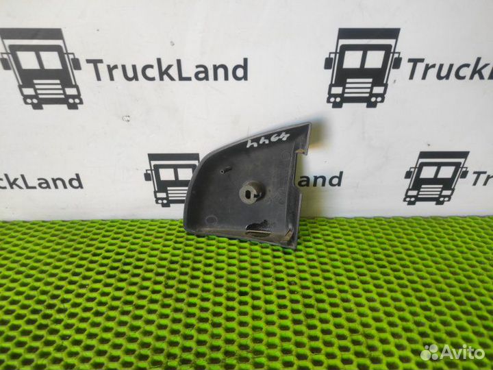 Накладка верхней дверной петли правая Man Tgx 2012