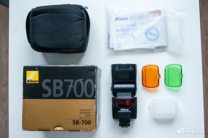 Фотовспышка Nikon SB-700