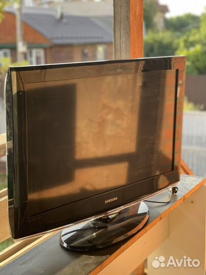 Телевизор samsung