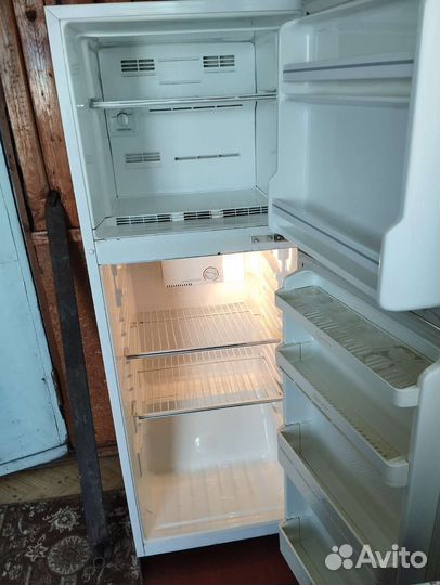 Холодильник бу