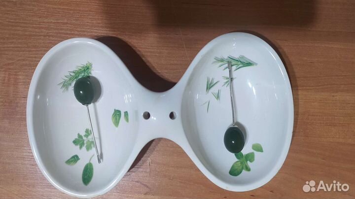 Менажница фарфоровая