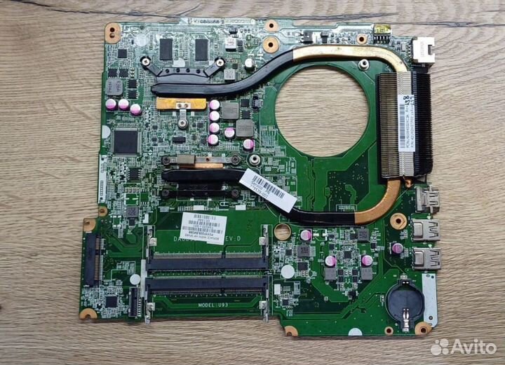 Материнские платы для ноутбуков под ремонт