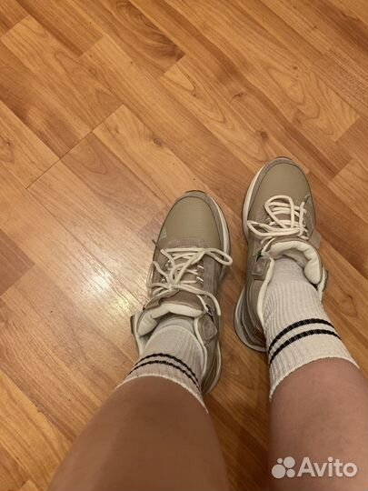 Зимние ботинки adidas 39