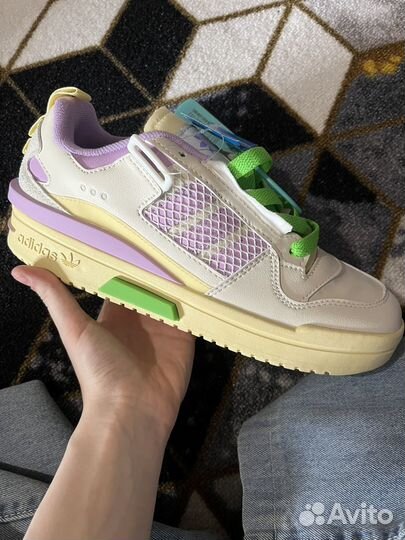 Кроссовки adidas