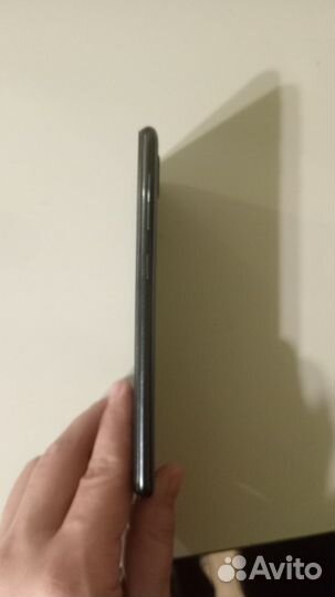 Samsung Galaxy A10, 2/32 ГБ