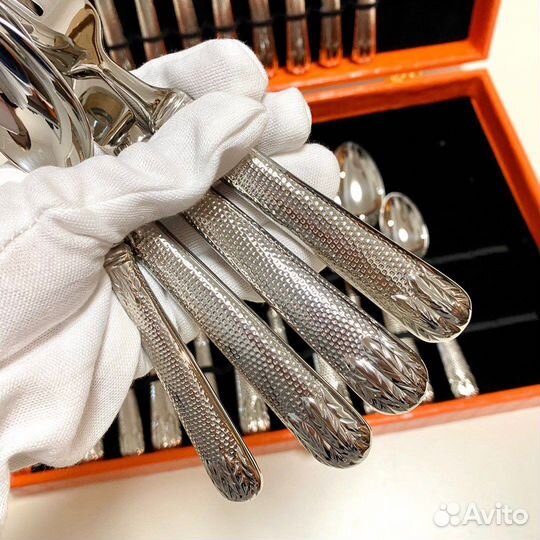 Набор столовых приборов Hermes в наличии