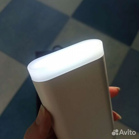 Внешний аккумулятор 9000 mah с фонариком