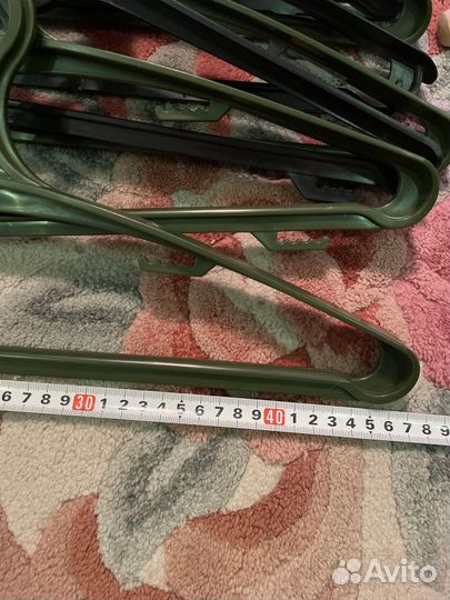 Плечики-вешалки разные