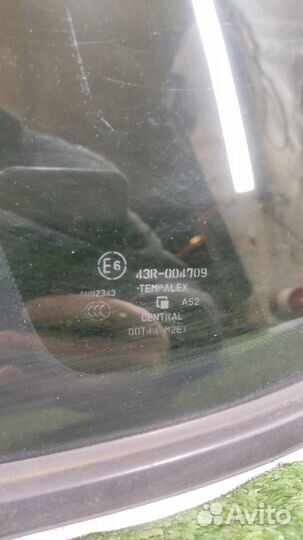 Стекло багажника правое Subaru Tribeca WX 2006