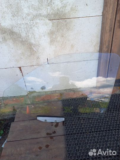 Стекла передние на нексию