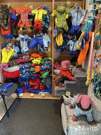 Одежда для собак. В наличии дождевики, все размеры