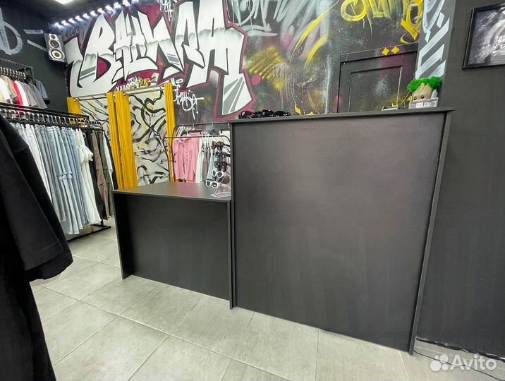 Барная стойка ресепшендля магазина / в наличии