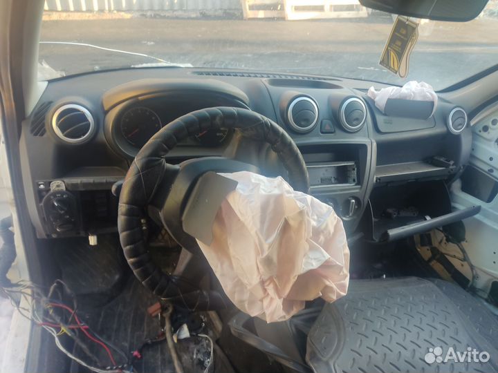 В разборе LADA granta лада гранта