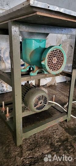 Мясорубка электрическая бу