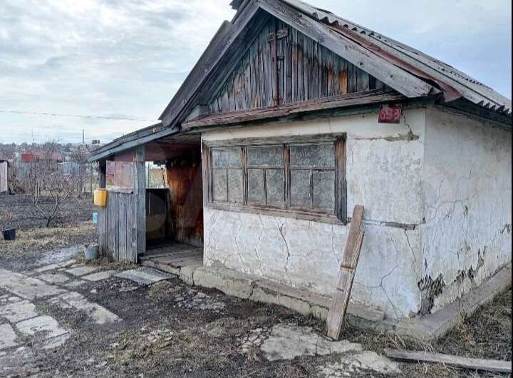 Дача 20 м² на участке 6 сот.