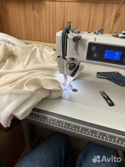 Мастер по ремонту одежды. Ремонт. Швея. Портной