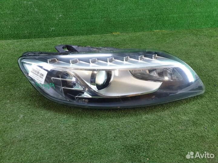 Фара правая Audi Q7