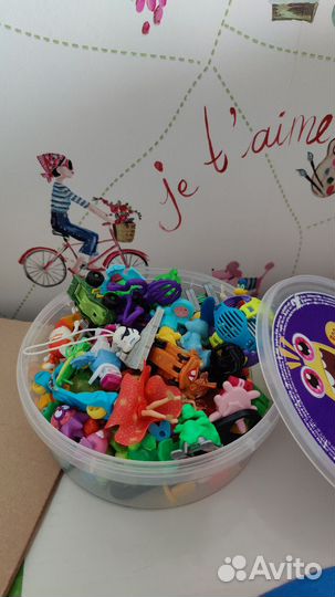 Киндер сюрприз коробкой пакетом