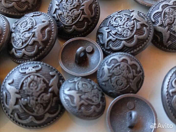Пуговицы металл винтаж 16шт