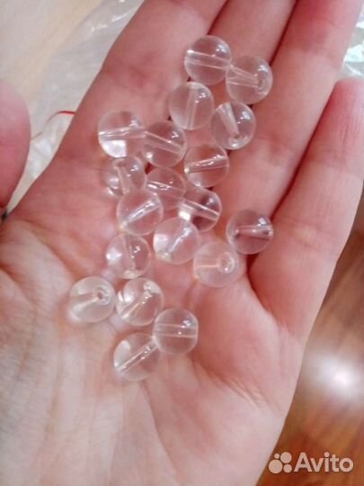 Стеклянные бусины