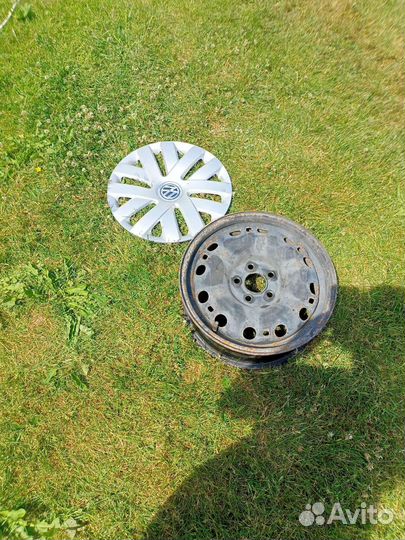 Стальные диски r15 на Фольксваген поло седан