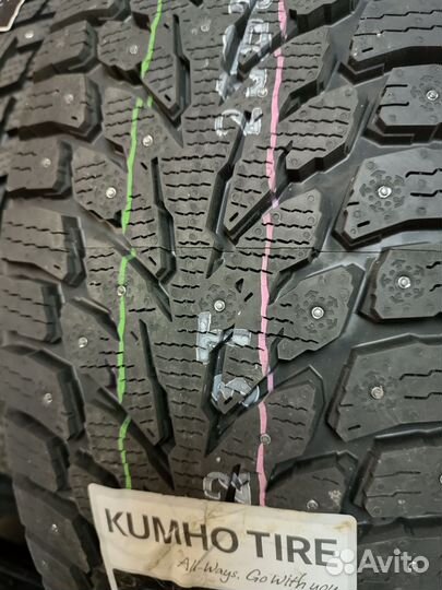 Kumho WinterCraft Ice Wi32 225/55 R17