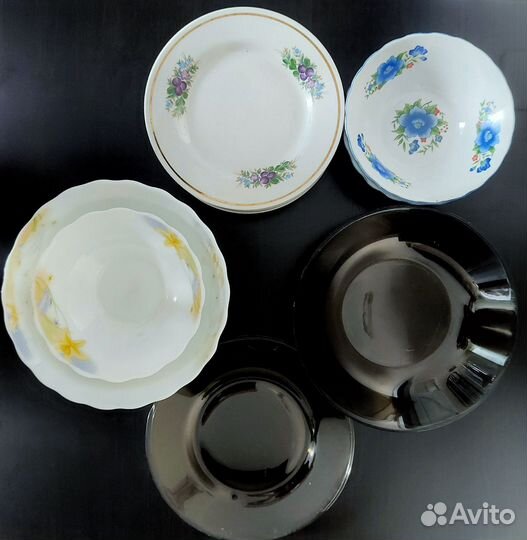 Тарелки; тарелки суповые; тарелки плоские