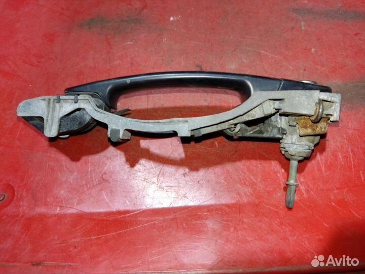 Ручка двери передняя левая Volkswagen Golf 4