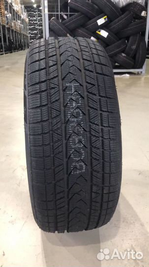 Tourador Winter Pro Max 215/45 R17 91V