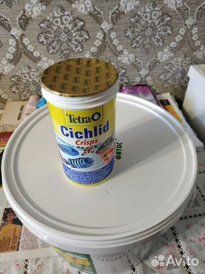 Корм для аквариумных рыб