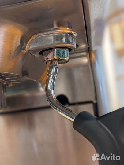 Кофемашина Bork c800