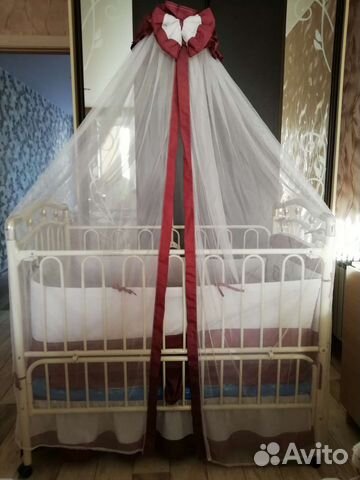 Детская кроватка