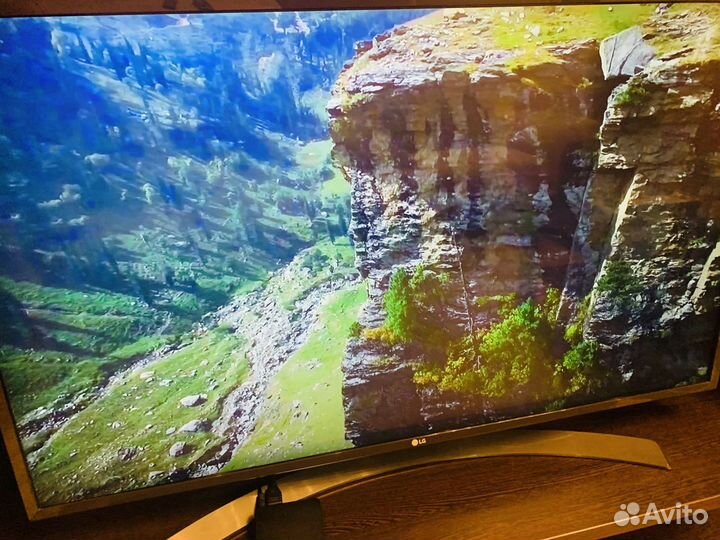 Телевизор LG 43 UJ634V