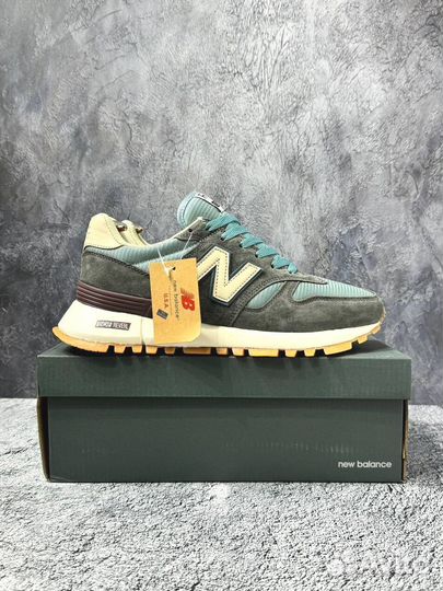 Кроссовки New Balance 1300