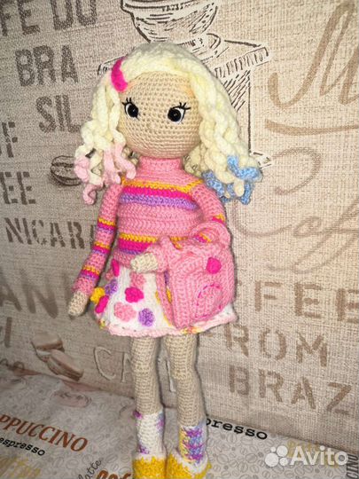 Кукла Энид вязанная игрушка