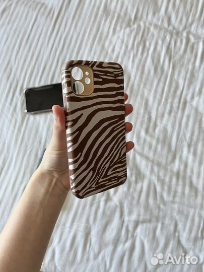 Чехол на iPhone 11