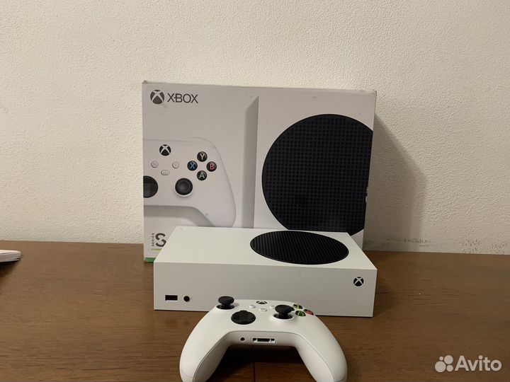 Игровая приставка xbox series s