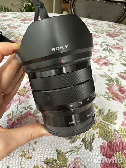 Sony SEL1018 (10-18mm f/4)
