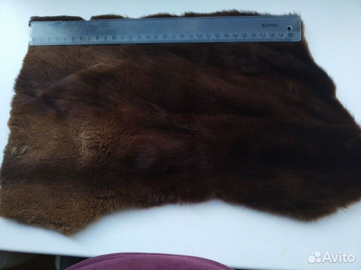 Кусочки меха норки