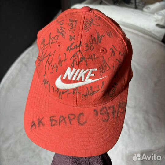 Кепка nike vintage с автографами ак барс 1997-98