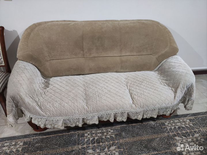 Диван и кресло