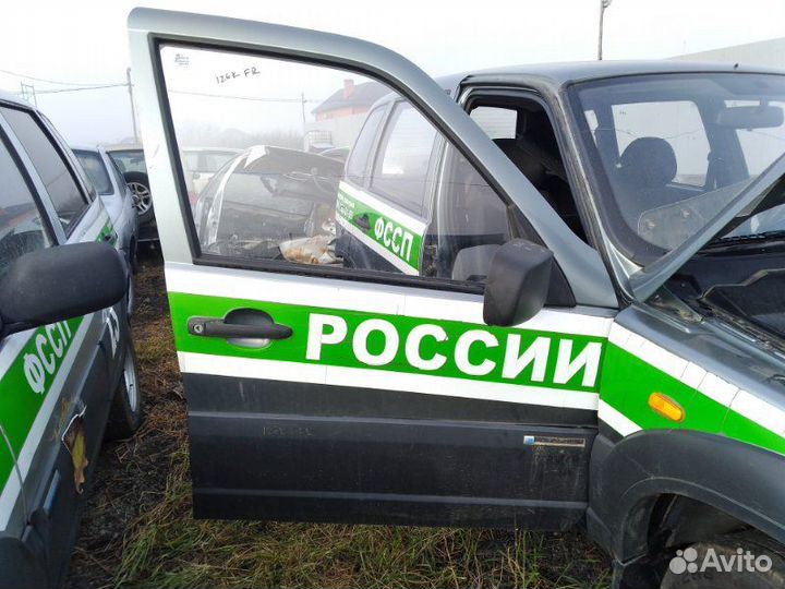 Дверь передняя правая Chevrolet Niva 21236 2123