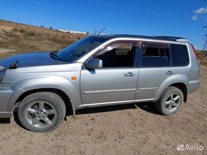 Nissan X-Trail 2.0 AT, 2001, 272 000 км