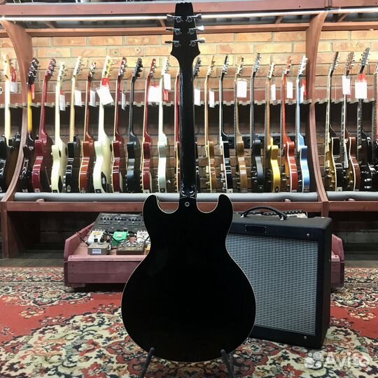 Полуакустическая электрогитара Aria Pro винтаж