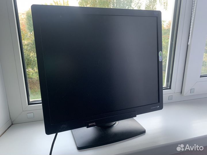 Монитор benq