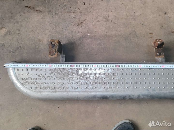 Пороги подножки трубы