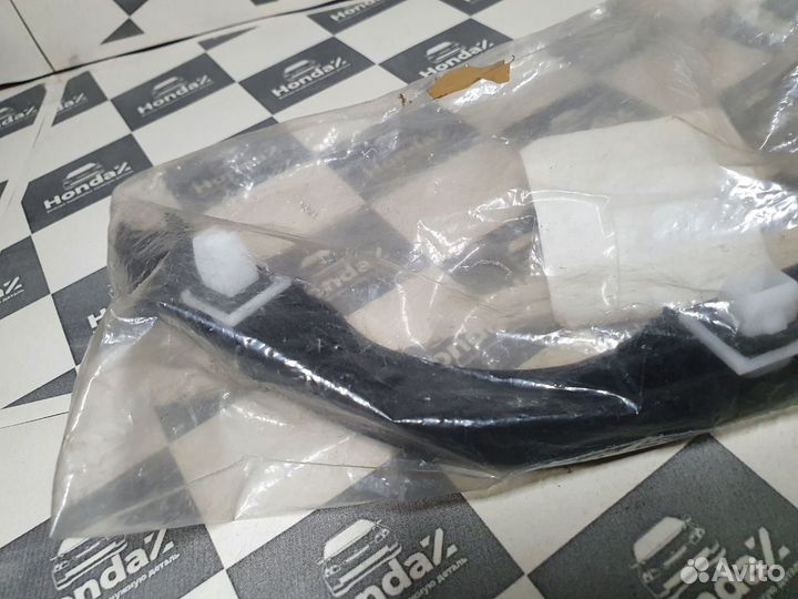 Кронштейн бампера заднего левый Honda Civic 8 4D